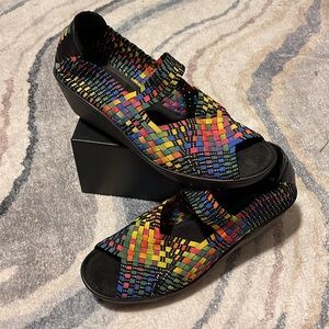 Baretraps Shoes Crayon Colors Memory Foam 10 Comfy Wedge